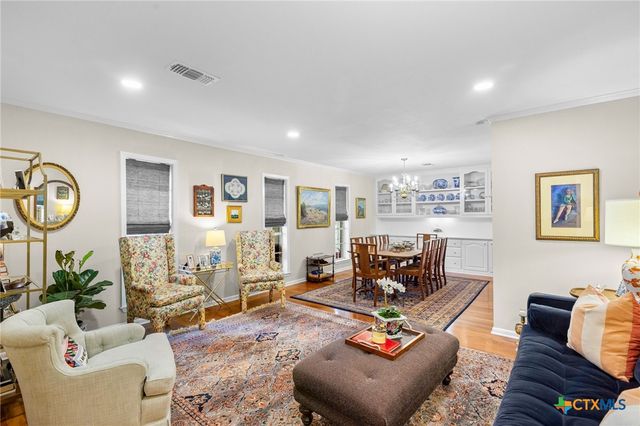 407 Pasadena Drive, Victoria, TX 77904