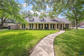 407 Pasadena Drive, Victoria, TX 77904