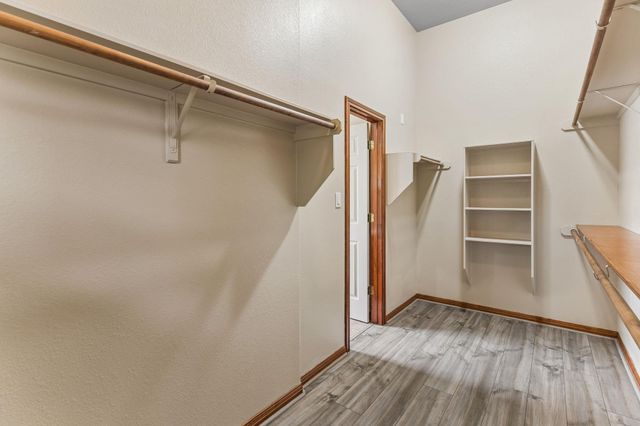 23621 Indian Divide CV, Spicewood, TX 78669
