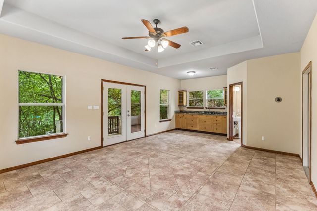 23621 Indian Divide CV, Spicewood, TX 78669