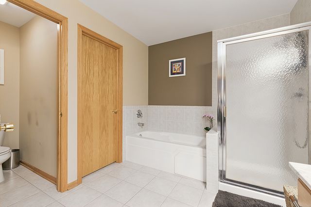 11853 Sterling Drive, Orland Park, IL 60467