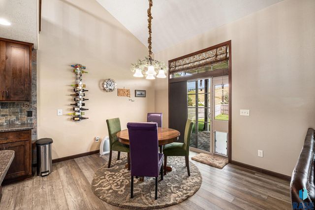 5016 S Winston Ln Lane, Sioux Falls, SD 57108