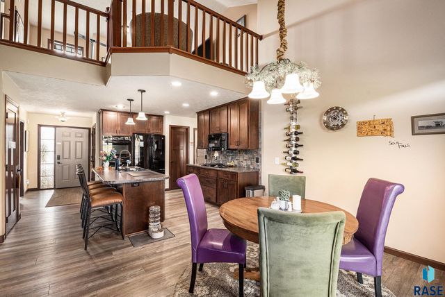 5016 S Winston Ln Lane, Sioux Falls, SD 57108