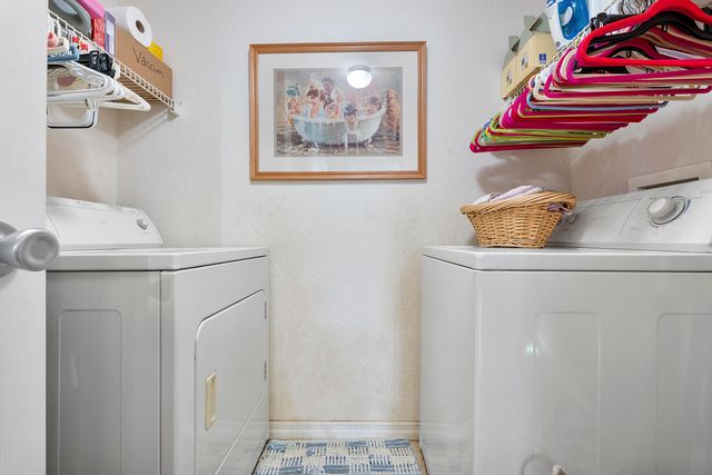 6592 W Sample Road 6592, Coral Springs, FL 33067