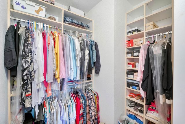 6592 W Sample Road 6592, Coral Springs, FL 33067