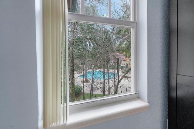 6592 W Sample Road 6592, Coral Springs, FL 33067