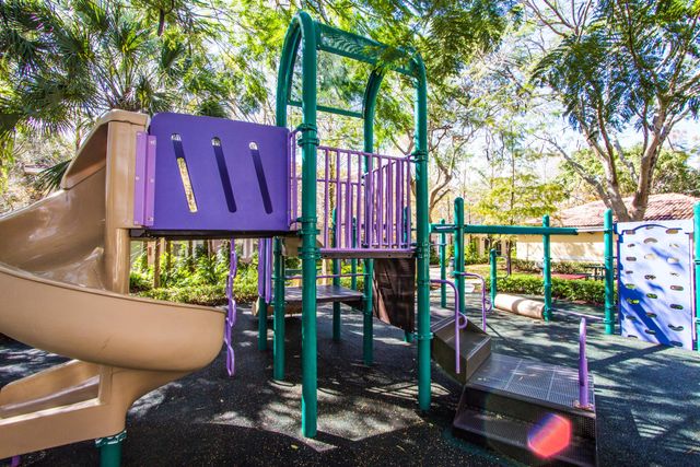 6592 W Sample Road 6592, Coral Springs, FL 33067