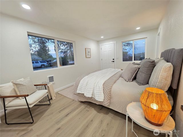 28202 85th Avenue S, Kent, WA 98032