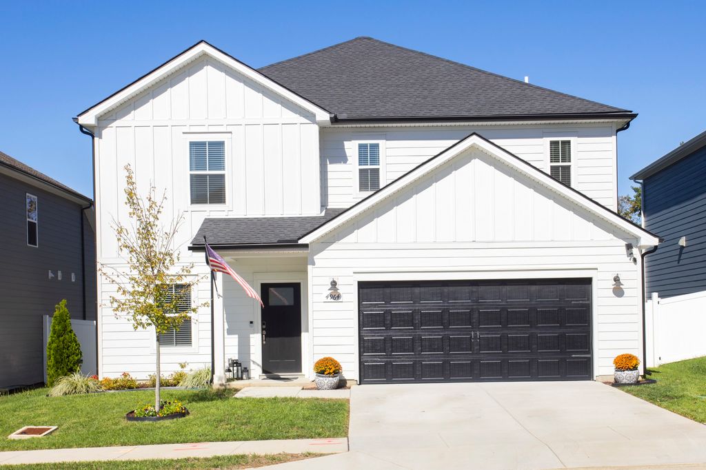 4964 Leesa Ann Ln, Hermitage, TN 37076