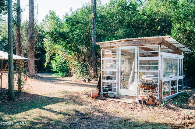 2377 Lyon Landing Road, Elizabethtown, NC 28337