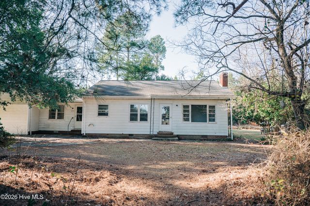 2377 Lyon Landing Road, Elizabethtown, NC 28337