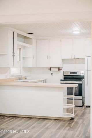 2377 Lyon Landing Road, Elizabethtown, NC 28337