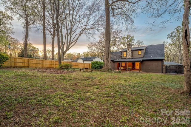 3512 Donovan Place, Charlotte, NC 28215
