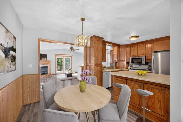 1932 S Village Drive SE, Rochester, MN 55904