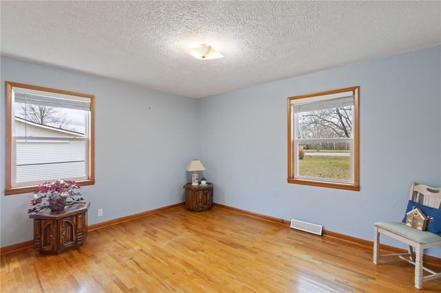 1588 Curtis Avenue, Pea Ridge, AR 72751