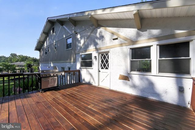 425 WESTFIELD DR, Exton, PA 19341