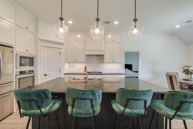 9141 NW 115th Terrace, Yukon, OK 73099