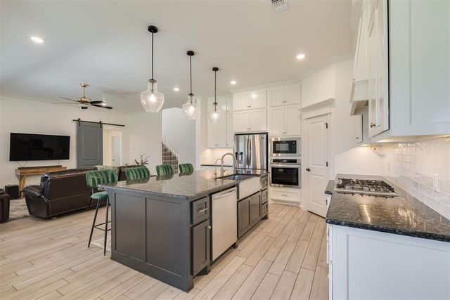 9141 NW 115th Terrace, Yukon, OK 73099