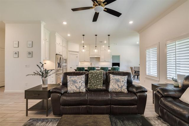 9141 NW 115th Terrace, Yukon, OK 73099