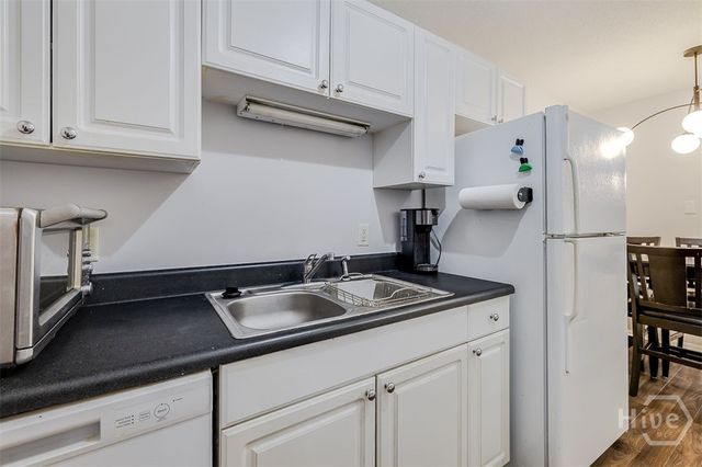 401 N Cromwell Road C6, Savannah, GA 31410