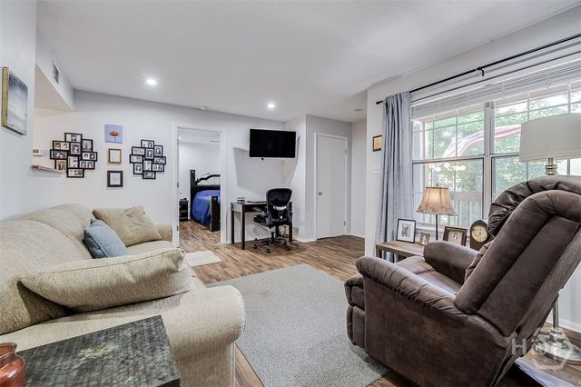 401 N Cromwell Road C6, Savannah, GA 31410