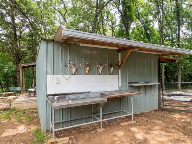 867 VZ County Road 3725, Wills Point, TX 75169