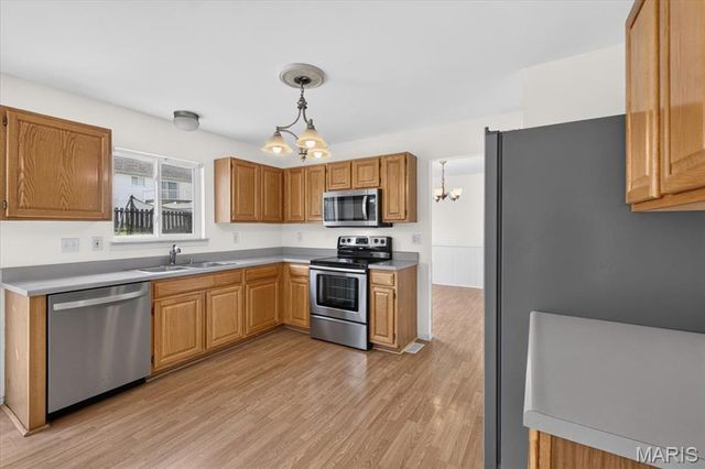 151 Royallsprings Parkway, O'fallon, MO 63368