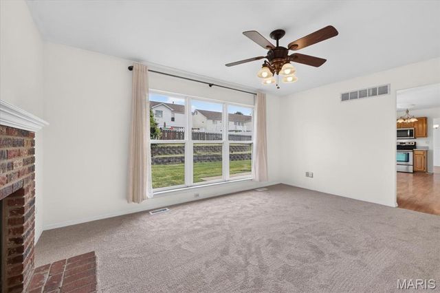 151 Royallsprings Parkway, O'fallon, MO 63368