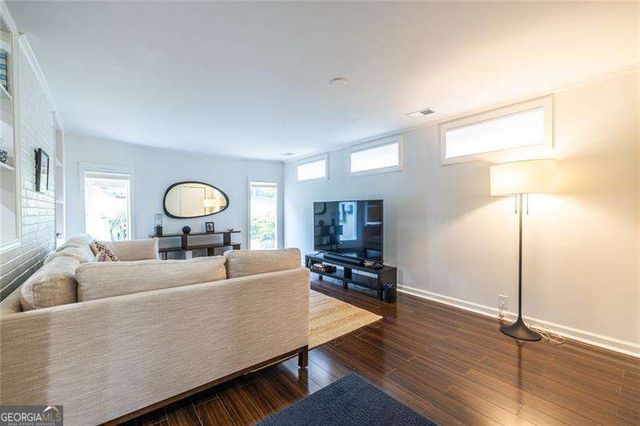 2469 Hunting Valley Drive, Decatur, GA 30033
