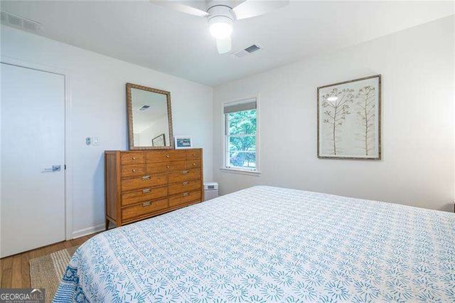 2469 Hunting Valley Drive, Decatur, GA 30033