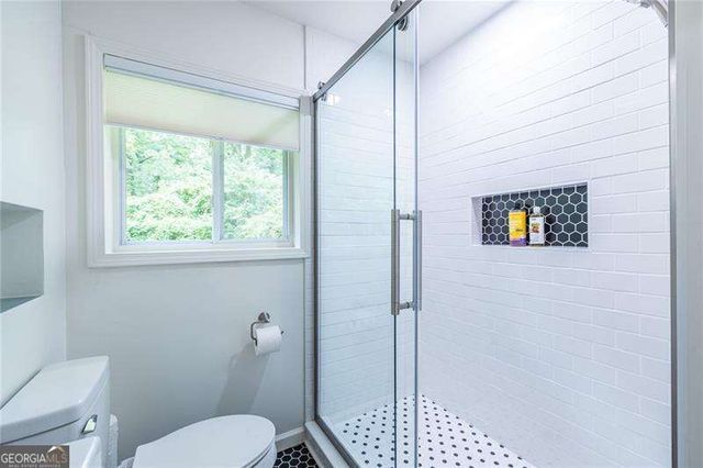2469 Hunting Valley Drive, Decatur, GA 30033