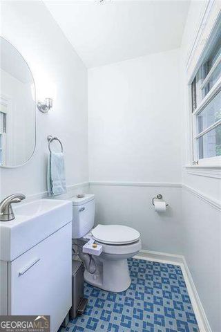 2469 Hunting Valley Drive, Decatur, GA 30033