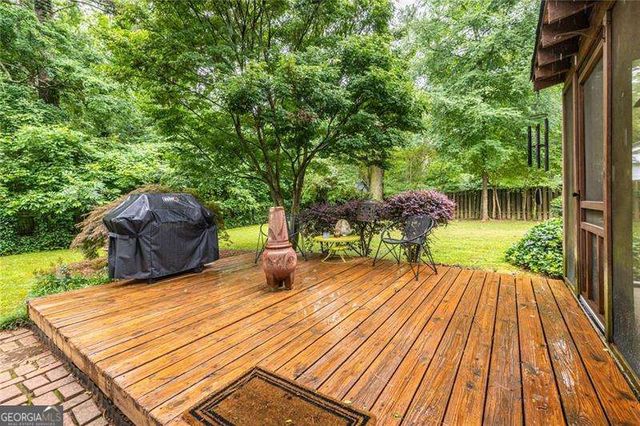 2469 Hunting Valley Drive, Decatur, GA 30033