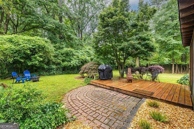 2469 Hunting Valley Drive, Decatur, GA 30033