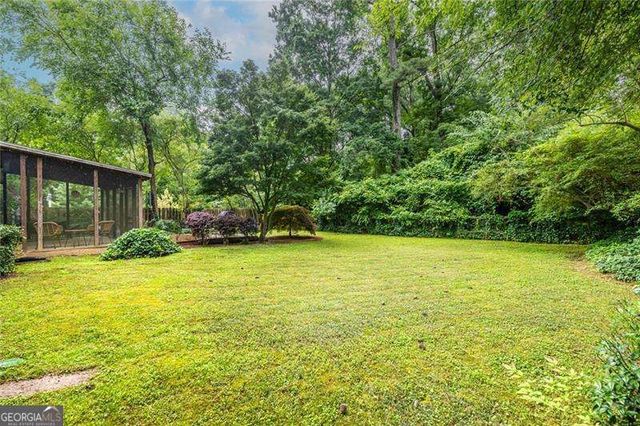 2469 Hunting Valley Drive, Decatur, GA 30033