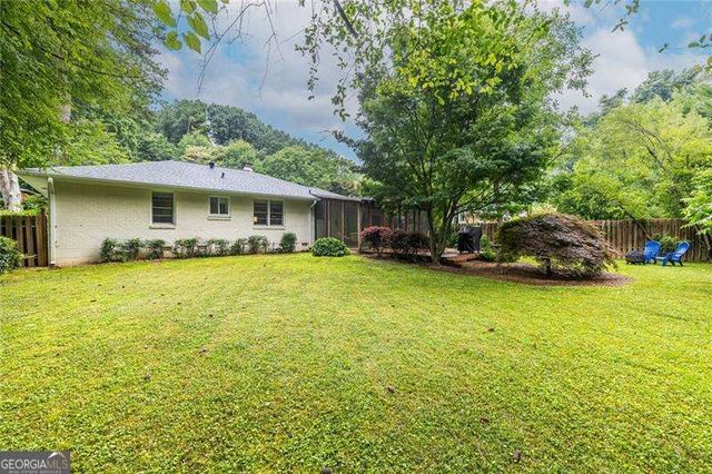 2469 Hunting Valley Drive, Decatur, GA 30033