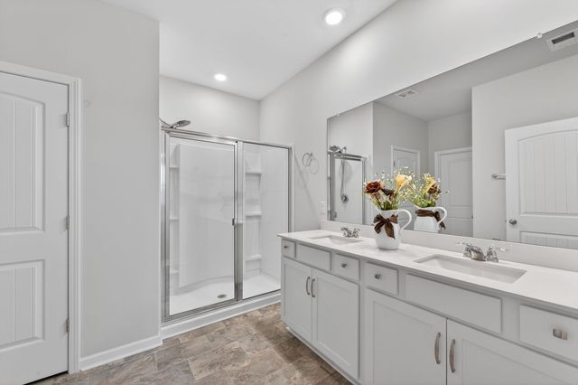 7129 Sunny Parks Dr, White House, TN 37188