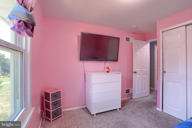 237 BUTTONWOOD DR, Elizabethtown, PA 17022
