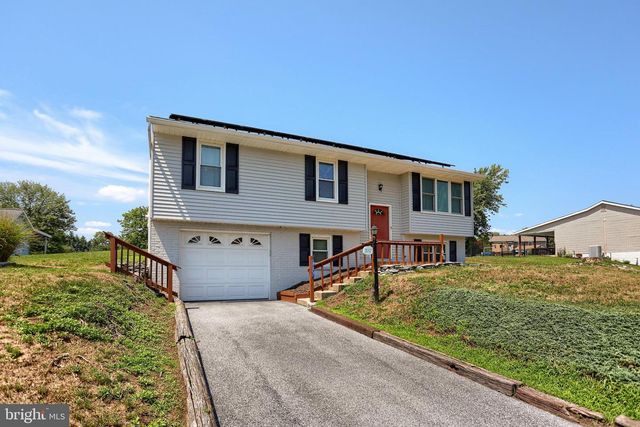 237 BUTTONWOOD DR, Elizabethtown, PA 17022