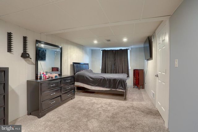 237 BUTTONWOOD DR, Elizabethtown, PA 17022