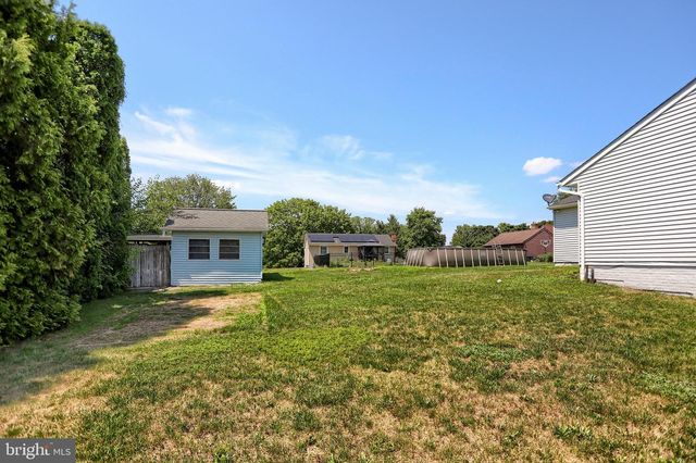 237 BUTTONWOOD DR, Elizabethtown, PA 17022