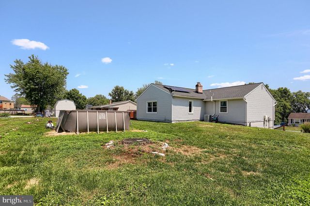 237 BUTTONWOOD DR, Elizabethtown, PA 17022