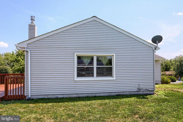 237 BUTTONWOOD DR, Elizabethtown, PA 17022