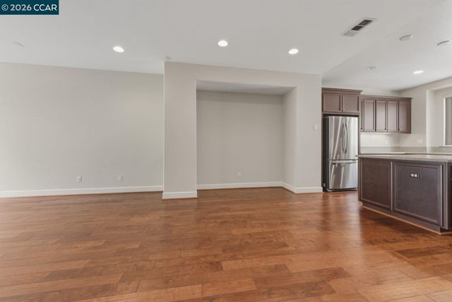 6668 Adare Ln, Dublin, CA 94568