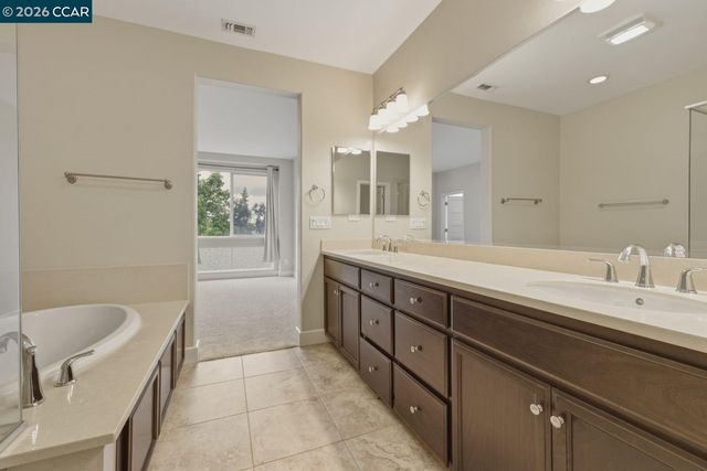 6668 Adare Ln, Dublin, CA 94568