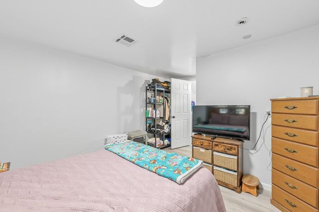 2038 S Poplar St, Wichita, KS 67211