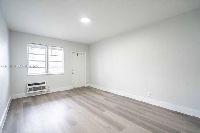 1208 71st St 3, Miami Beach, FL 33141
