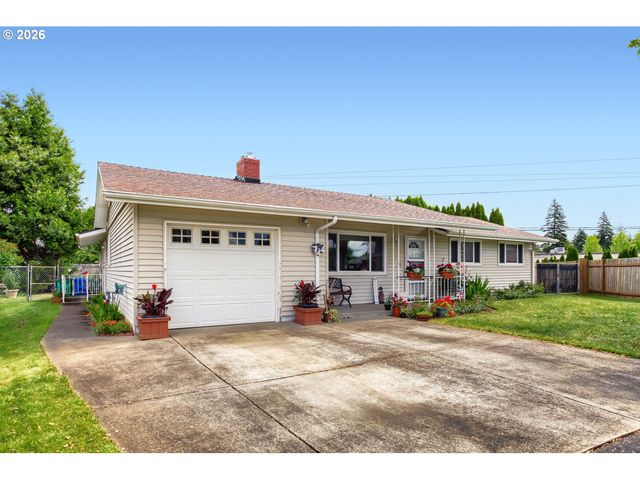 744 Se 170TH Dr, Portland, OR 97233