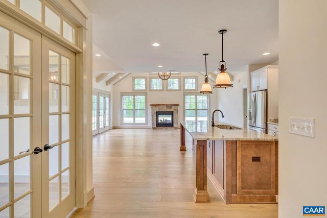 7 STEEP ROCK DR, Charlottesville, VA 22911