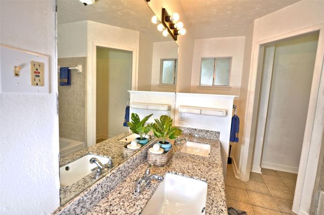 7607 Stamen Drive, Houston, TX 77041